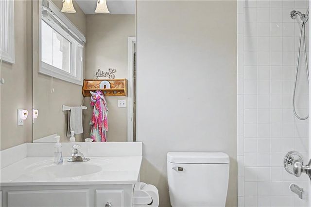 13505 W 53rd Terrace, Shawnee, KS 66216