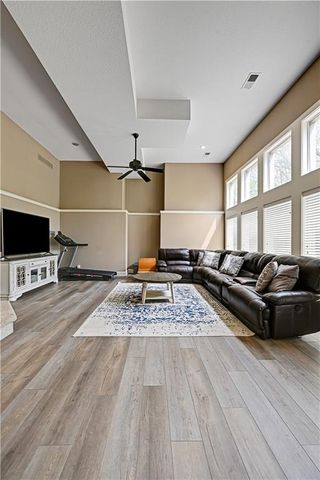 13505 W 53rd Terrace, Shawnee, KS 66216