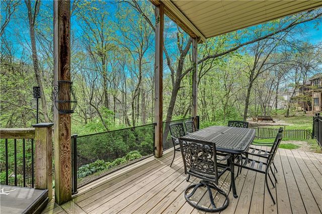 13505 W 53rd Terrace, Shawnee, KS 66216