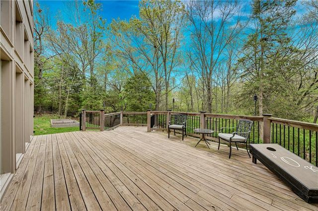 13505 W 53rd Terrace, Shawnee, KS 66216