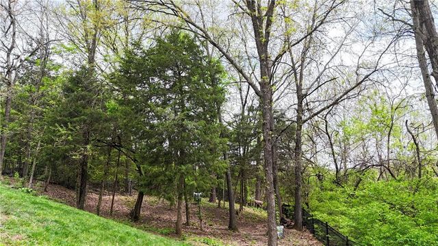 13505 W 53rd Terrace, Shawnee, KS 66216