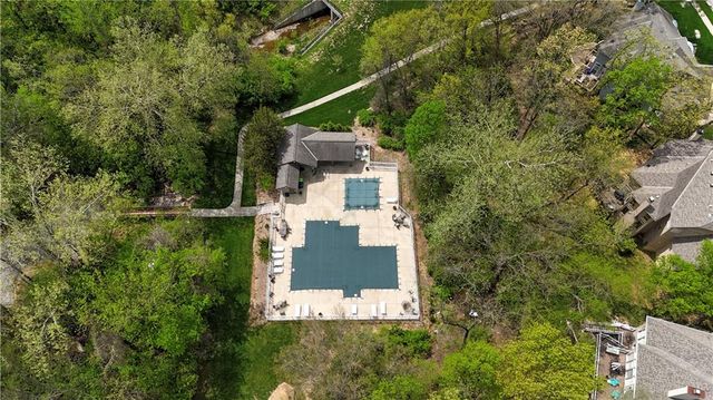 13505 W 53rd Terrace, Shawnee, KS 66216