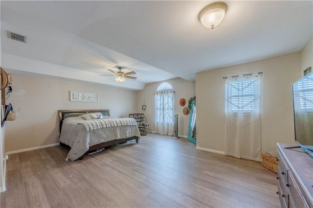 2122 Halcon St, Corpus Christi, TX 78414