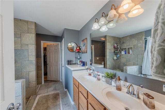 2122 Halcon St, Corpus Christi, TX 78414