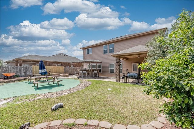 2122 Halcon St, Corpus Christi, TX 78414