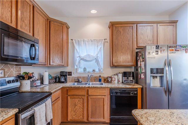 2122 Halcon St, Corpus Christi, TX 78414