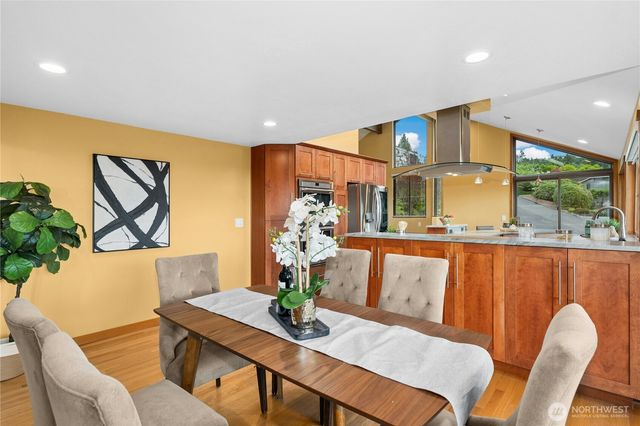 4730 154th Place SE, Bellevue, WA 98006