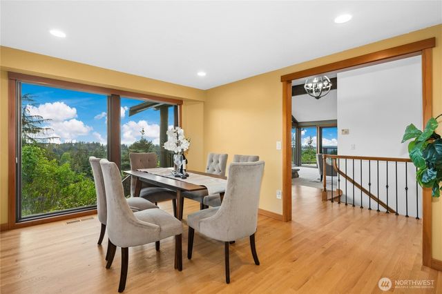 4730 154th Place SE, Bellevue, WA 98006
