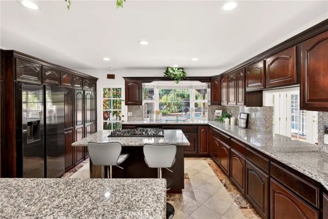 4115 Laurelgrove Avenue, Studio City, CA 91604