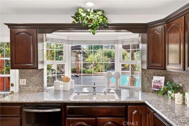 4115 Laurelgrove Avenue, Studio City, CA 91604