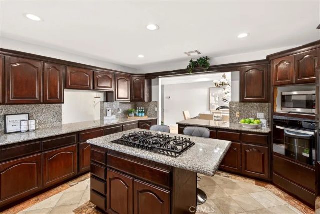 4115 Laurelgrove Avenue, Studio City, CA 91604