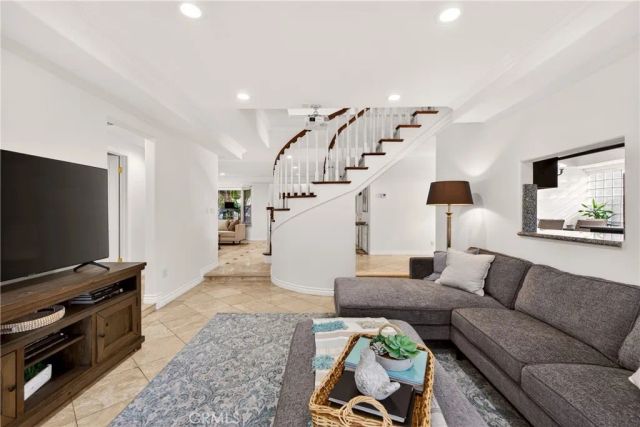 4115 Laurelgrove Avenue, Studio City, CA 91604