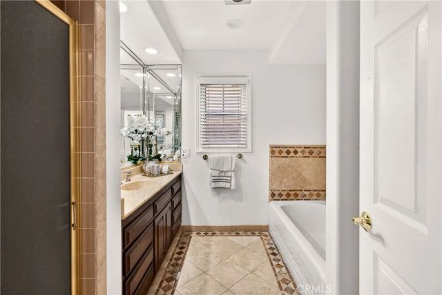 4115 Laurelgrove Avenue, Studio City, CA 91604