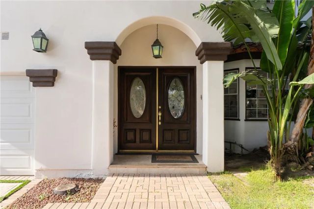 4115 Laurelgrove Avenue, Studio City, CA 91604