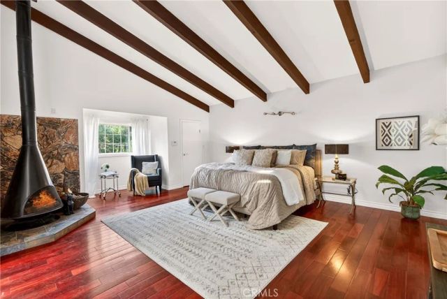 4115 Laurelgrove Avenue, Studio City, CA 91604