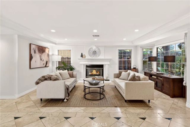 4115 Laurelgrove Avenue, Studio City, CA 91604