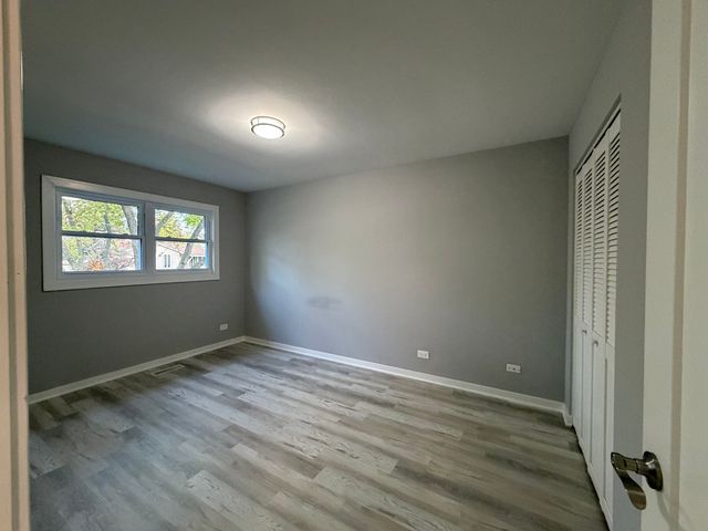 7728 Dalewood Parkway, Woodridge, IL 60517