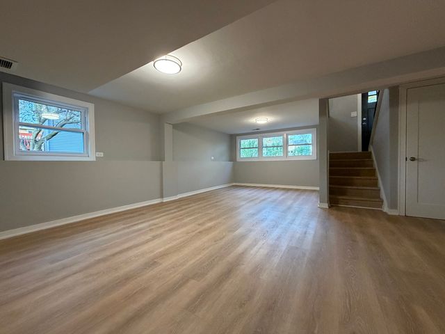 7728 Dalewood Parkway, Woodridge, IL 60517