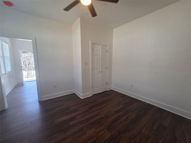 131 N Maplewood Street 133, Houston, TX 77011