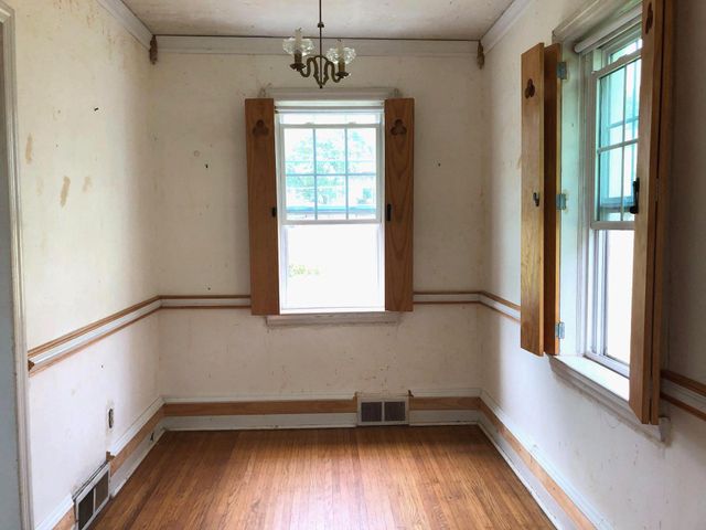8612 LYKENS LN, Philadelphia, PA 19128