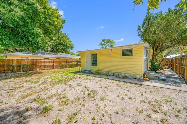 907 18TH AVENUE W, Palmetto, FL 34221