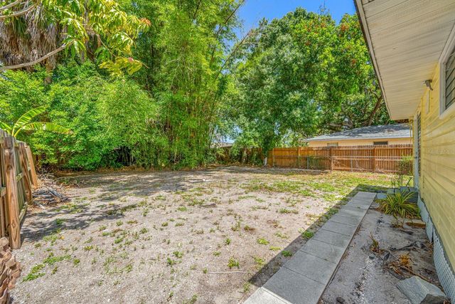 907 18TH AVENUE W, Palmetto, FL 34221