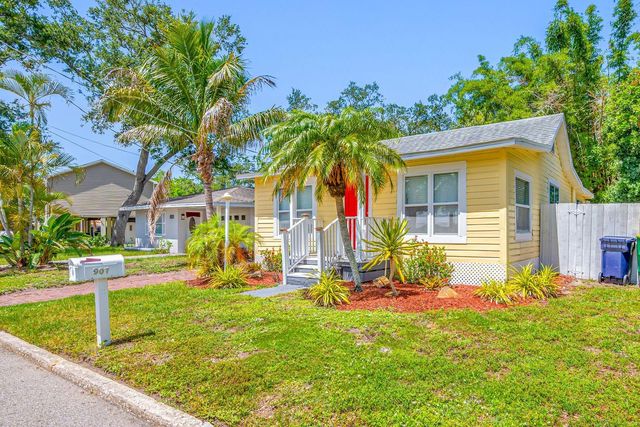 907 18TH AVENUE W, Palmetto, FL 34221