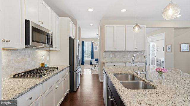 506 APRICOT ST, Stafford, VA 22554