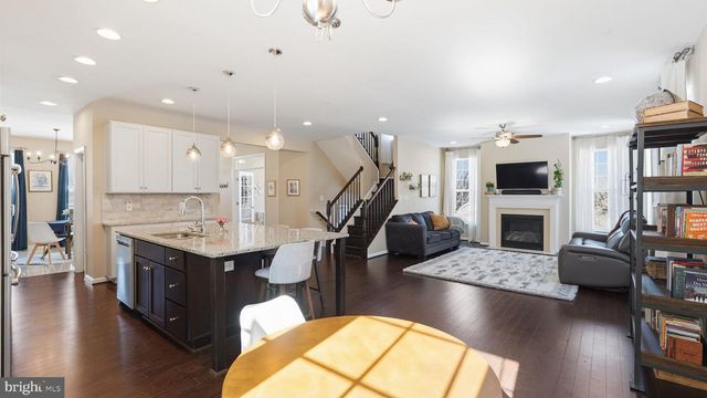 506 APRICOT ST, Stafford, VA 22554