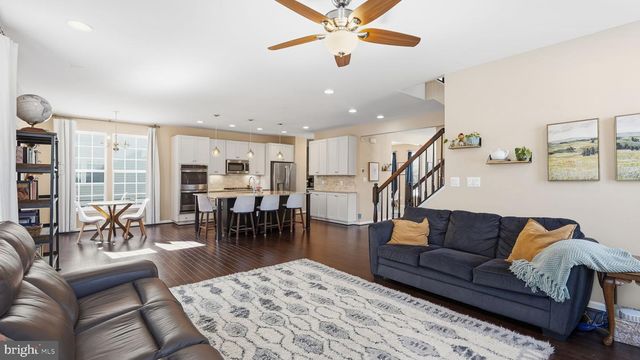 506 APRICOT ST, Stafford, VA 22554