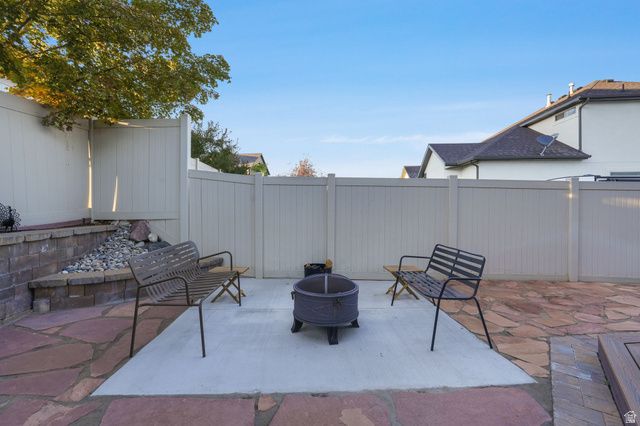 14738 S TANGLE HILL RD, Herriman, UT 84096