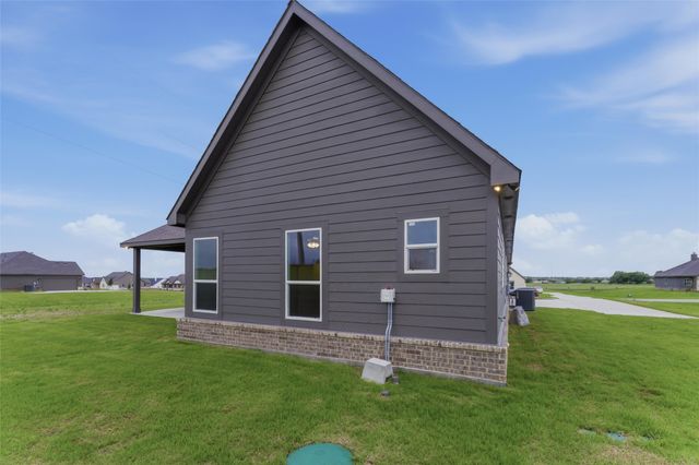 119 Hillview Trail, Decatur, TX 76234