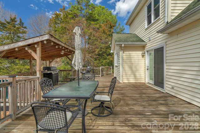 1308 SW Roseberry Place, Concord, NC 28025