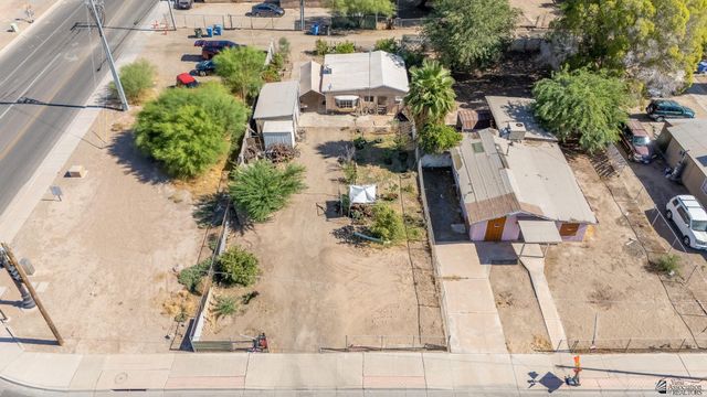 844 W Main St, Somerton, AZ 85350