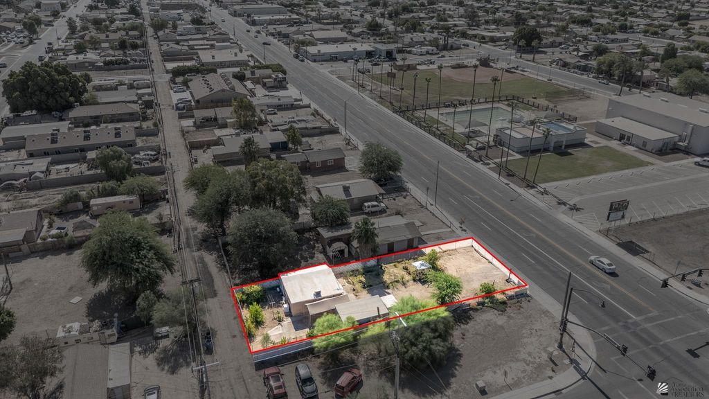 844 W Main St, Somerton, AZ 85350