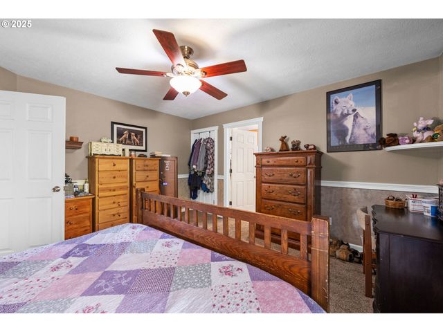 1390 SWEDETOWN Rd, Clatskanie, OR 97016