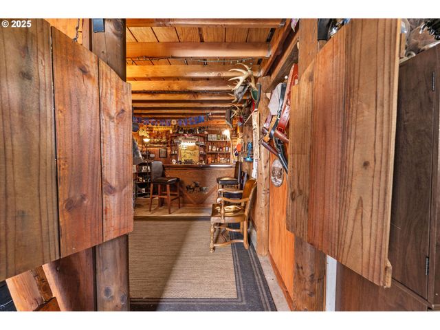 1390 SWEDETOWN Rd, Clatskanie, OR 97016