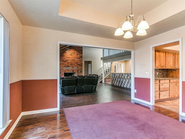 9009 Salsbury Lane, Oklahoma City, OK 73132