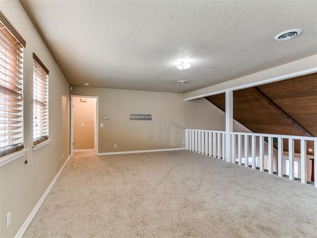 9009 Salsbury Lane, Oklahoma City, OK 73132