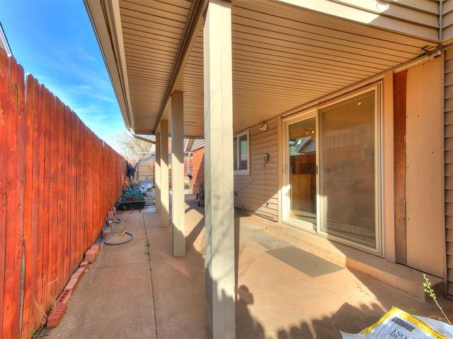 9009 Salsbury Lane, Oklahoma City, OK 73132