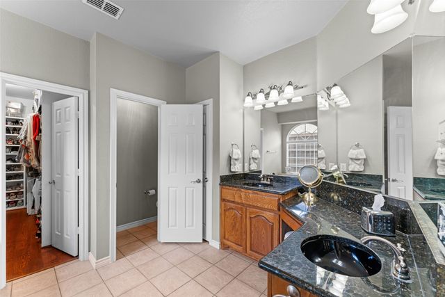 2305 Trickling Creek Drive, Garland, TX 75041