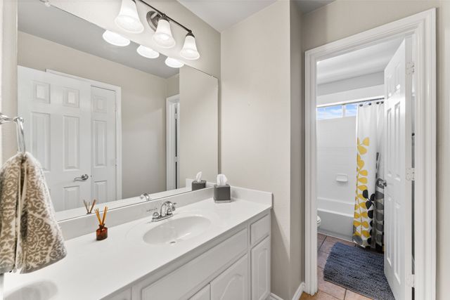 2305 Trickling Creek Drive, Garland, TX 75041
