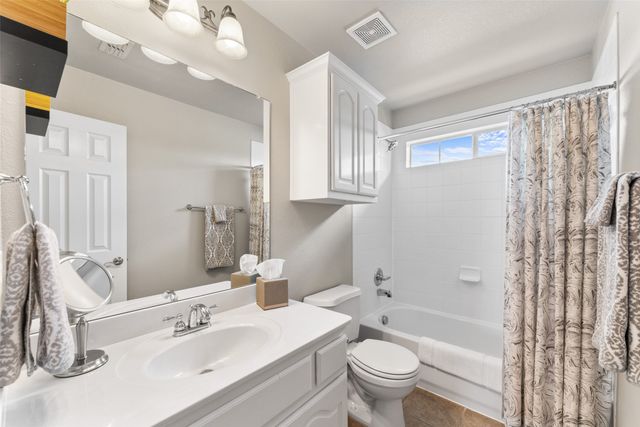 2305 Trickling Creek Drive, Garland, TX 75041