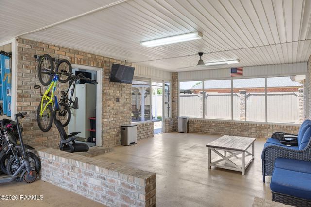 101 Dartmouth Circle, Youngsville, LA 70592