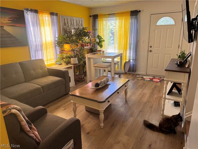 4225 Brookside Boulevard, Cleveland, OH 44135