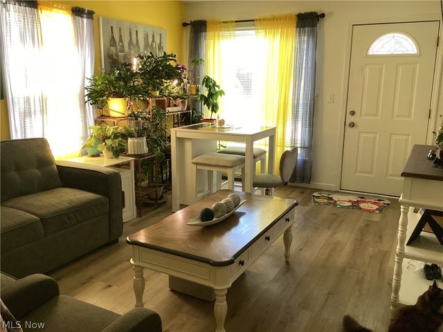 4225 Brookside Boulevard, Cleveland, OH 44135