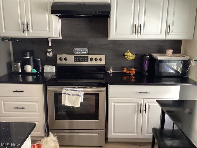 4225 Brookside Boulevard, Cleveland, OH 44135