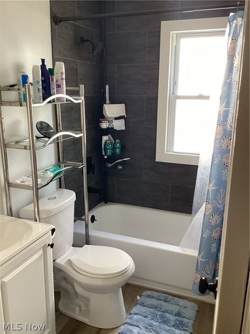4225 Brookside Boulevard, Cleveland, OH 44135