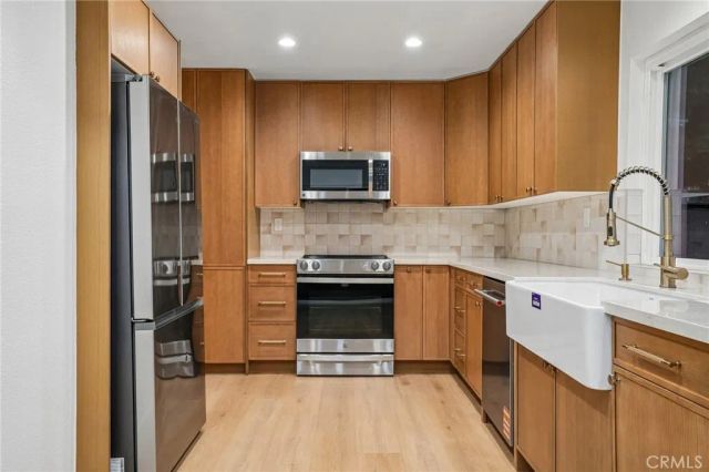 694 S Gentry, Anaheim, CA 92807