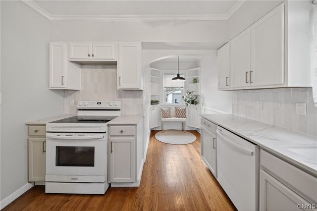 235 Homecroft Road, Syracuse, NY 13206